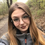 Яна Елизарова